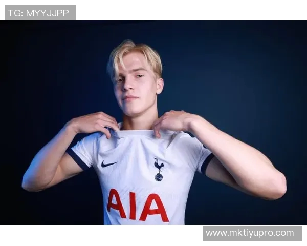 瑞典前锋贝里瓦尔赛后自责错失良机深感负疚